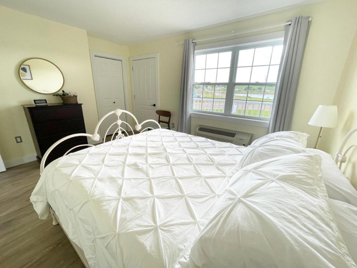 Gateway To Greenwich Suites Saint Peters Bay Экстерьер фото