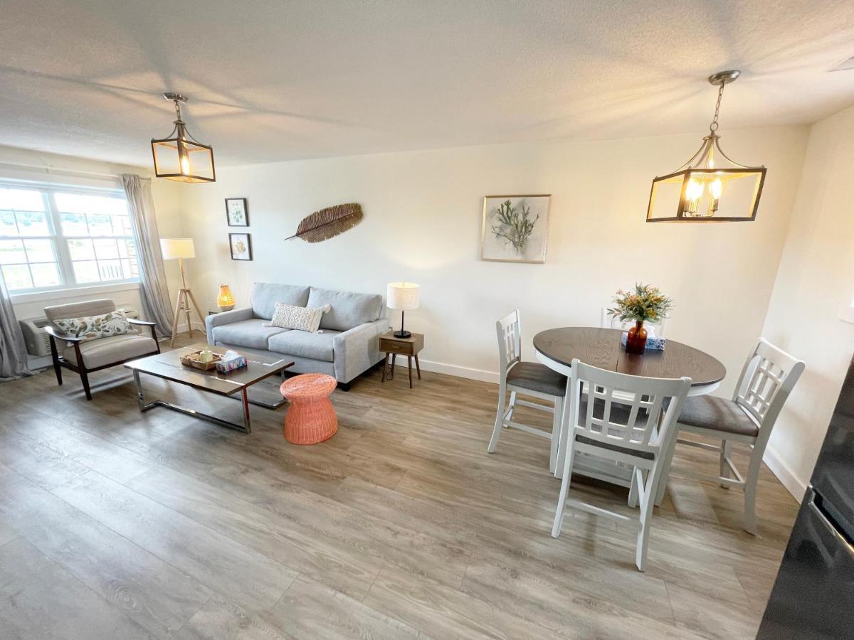 Gateway To Greenwich Suites Saint Peters Bay Экстерьер фото