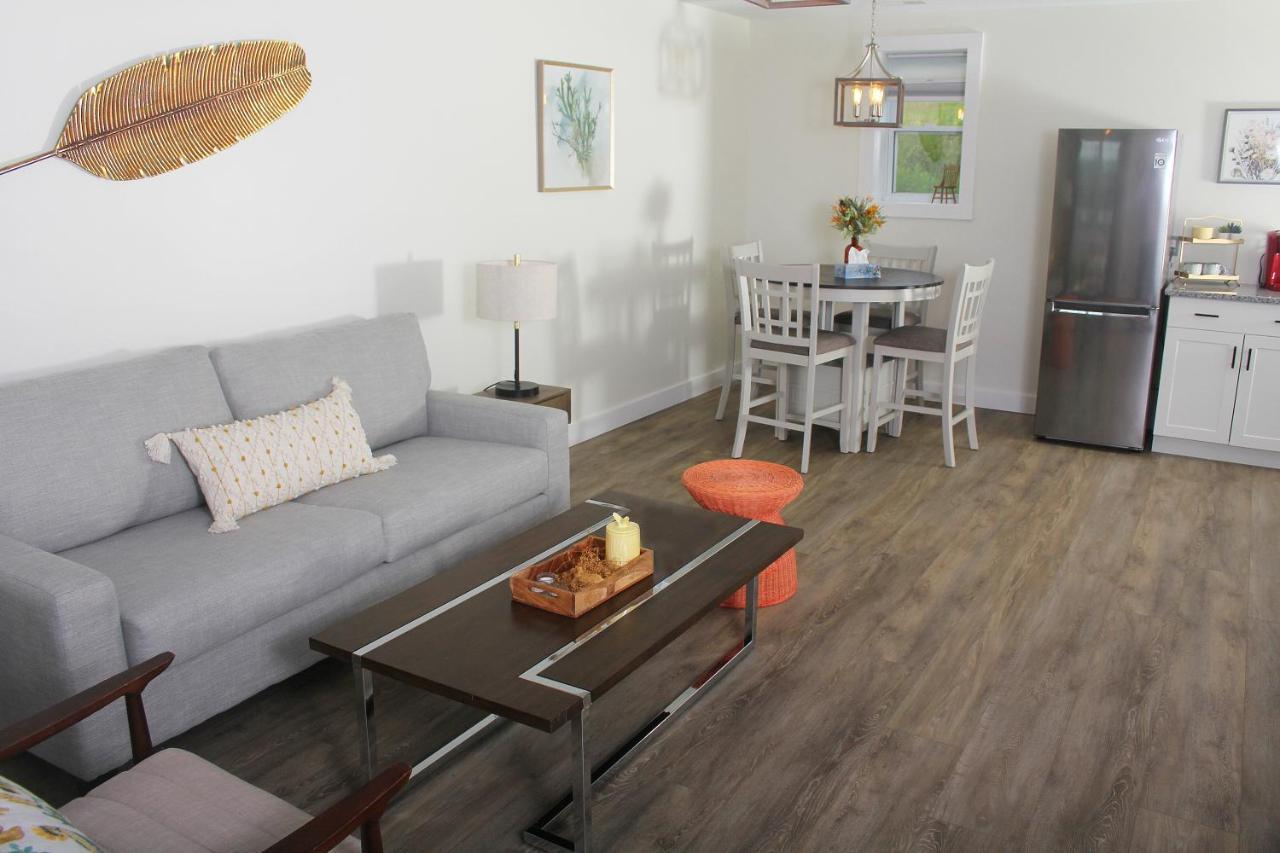 Gateway To Greenwich Suites Saint Peters Bay Экстерьер фото