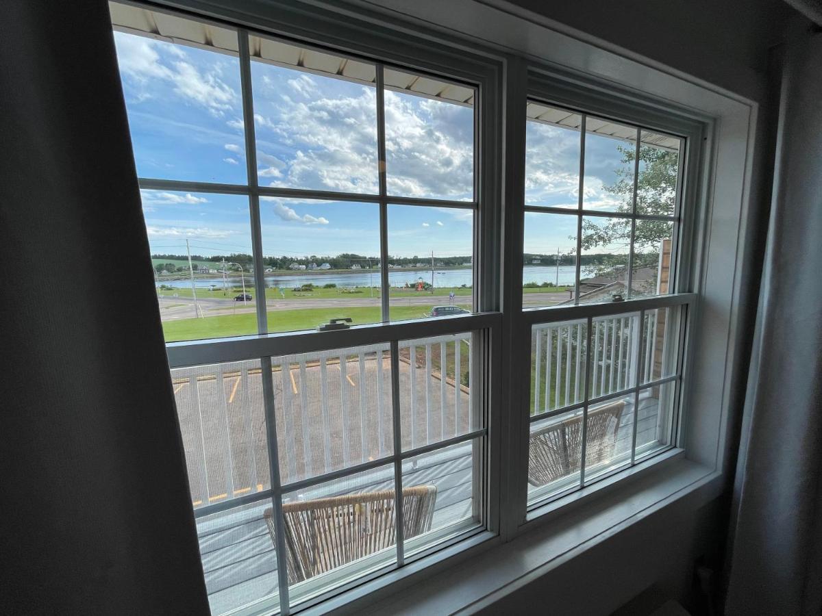 Gateway To Greenwich Suites Saint Peters Bay Экстерьер фото